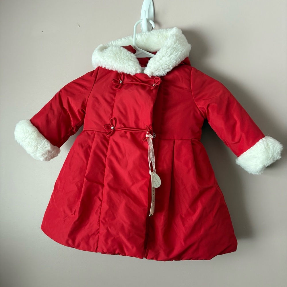 💙Bimbalò NWT Red Coat with White Fuzzy Trim